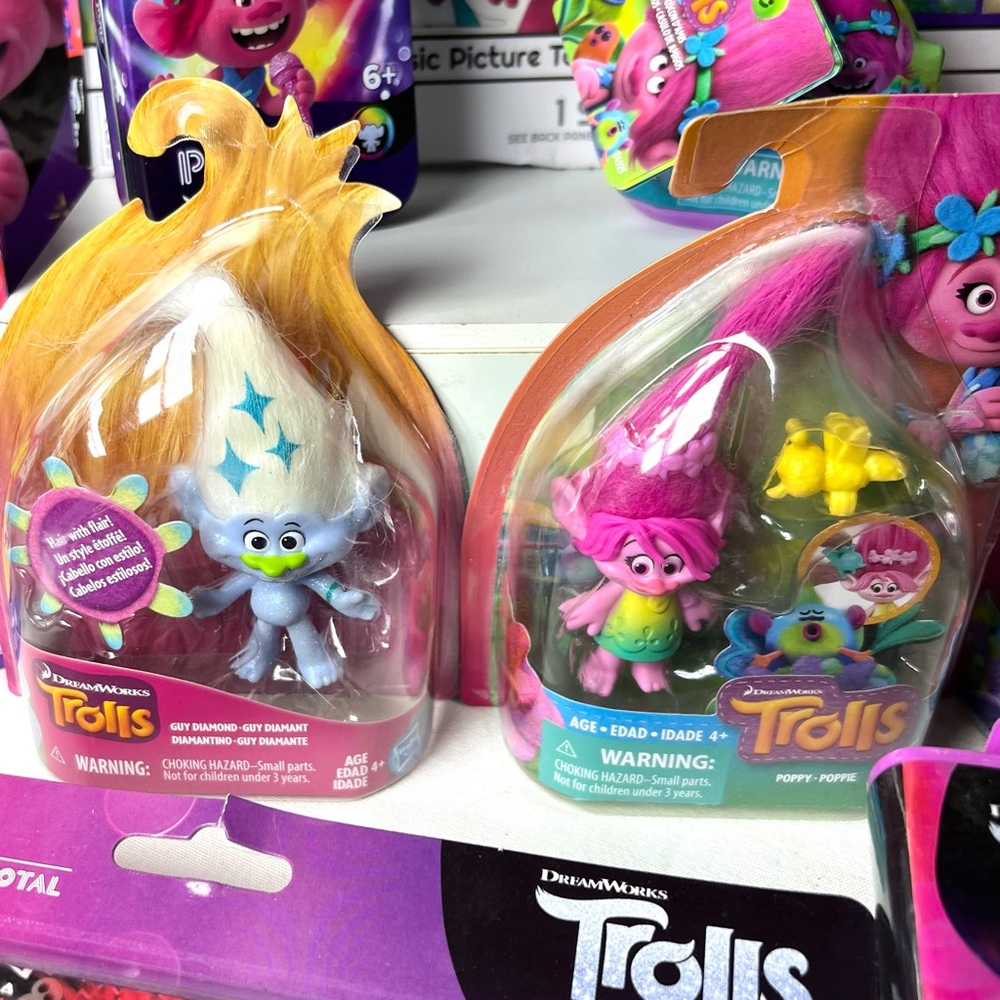THE TROLLS 2 WORLD TOUR COLLECTION GIFT SET - Picture 5 of 16
